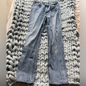 SALE: Denim Forum Joni Jeans distressed light wash